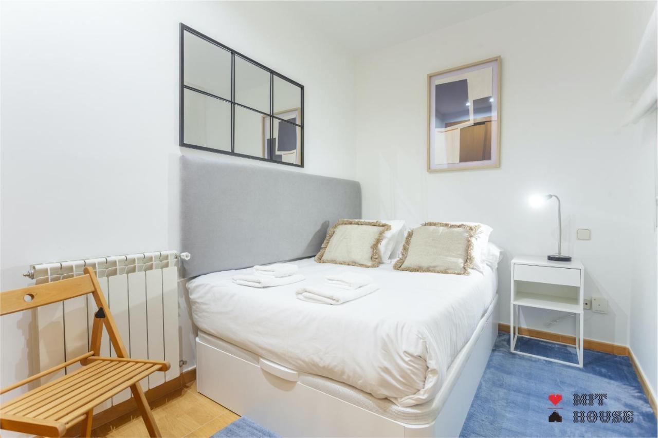 Mit House Atocha En Madrid Leilighet Eksteriør bilde